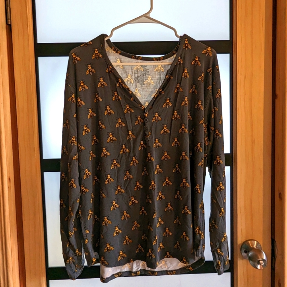 Bees! Long sleeve Henley tee